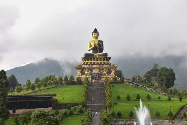 55 Γεγονότα για το Sikkim: Πολιτισμός, Ιστορία, Γεωγραφία και άλλα