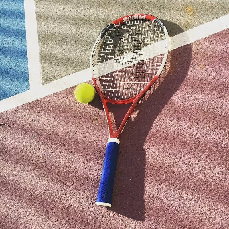 tennisracket for barn