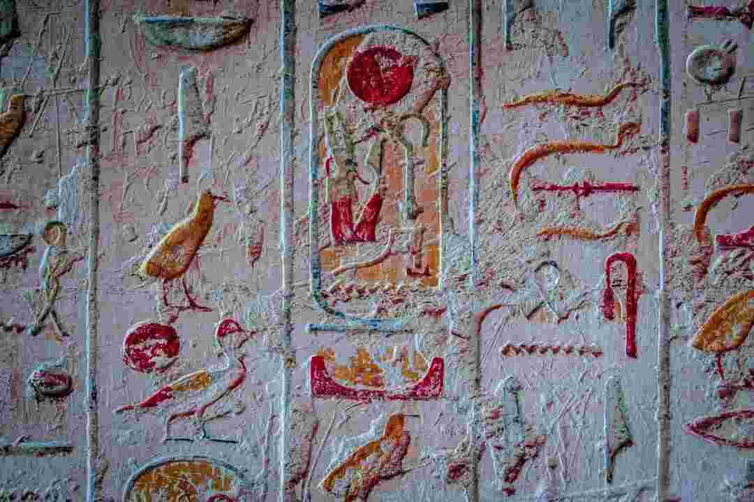 حقائق وادي الملوك كل شيء عن المقابر الملكية في مصر القديمة