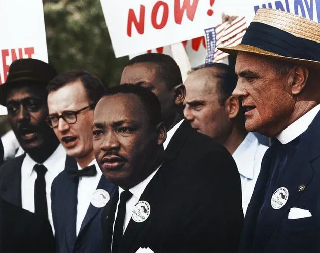 마틴 루터 킹 박사의 18가지 놀라운 '나는 꿈이 있습니다' 연설 인용문
