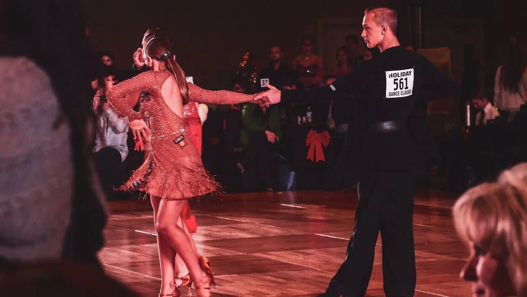 Γεγονότα για χορό στην αίθουσα χορού που θα σας φτιάξουν τη διάθεση για βαλς