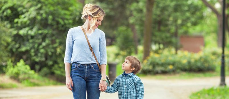 6 cele mai puternice adevăruri despre a fi o mamă singură