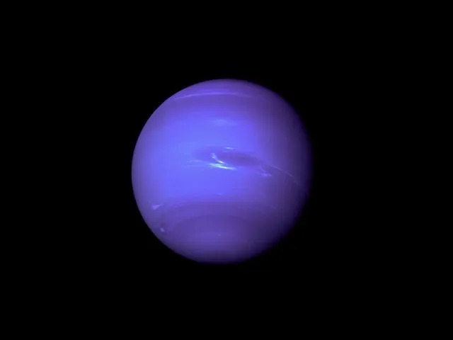 Faktid Neptuun, mida teada Päikesest kõige kaugemal asuva planeedi kohta
