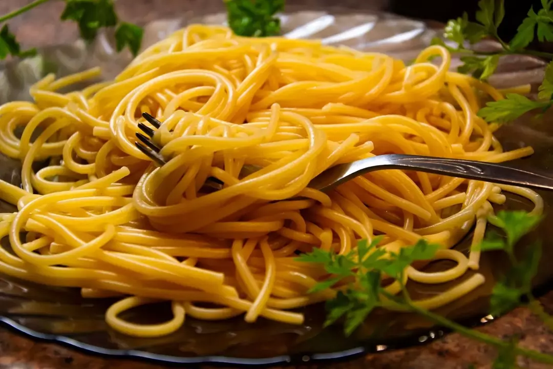 33 Fakta Gizi Mie Spaghetti: Hidangan Sehat & Lezat Untuk Anda!