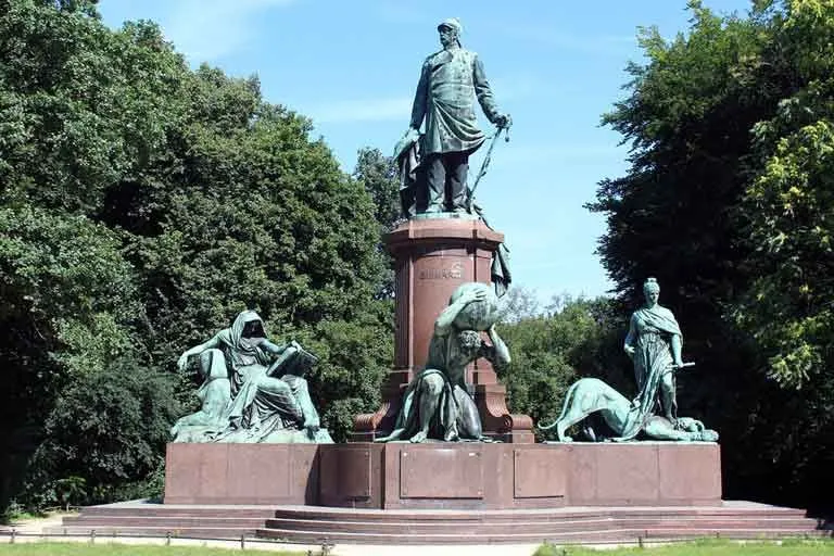41 Otto Von Bismarck-sitater for dine historiestudier