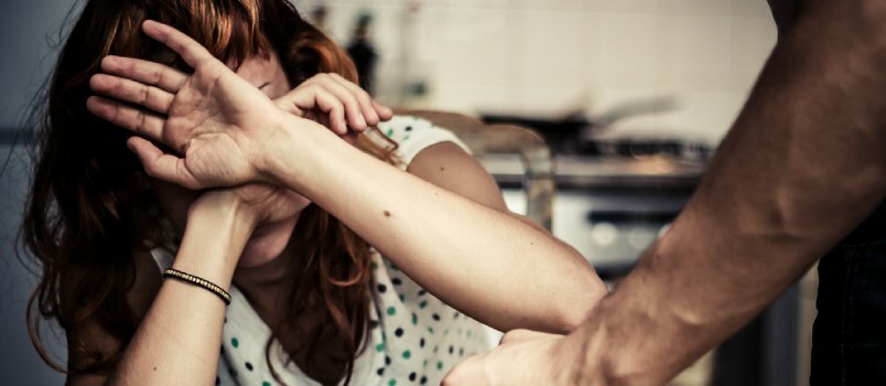 10 razloga zašto žene ostaju u nasilnim vezama