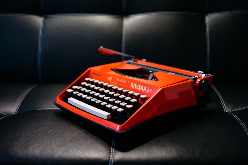 Elektrisk skrivemaskin-fakta om maskinhistorie og oppfinnelse avslørt