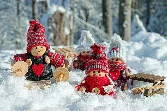 คริสต์มาสเป็นวันหยุดนักขัตฤกษ์ที่มีการเฉลิมฉลองในรัสเซียในช่วงเดือนธันวาคม