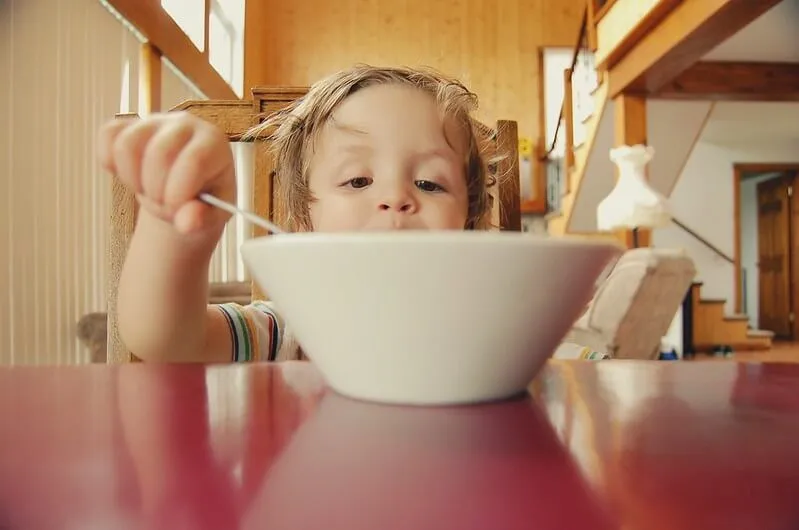 11 enkle ideer til middagsoppskrifter for småbarn