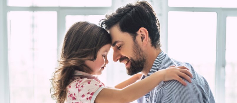 10 patarimų, kaip pagerinti tėvo ir dukters santykius po skyrybų