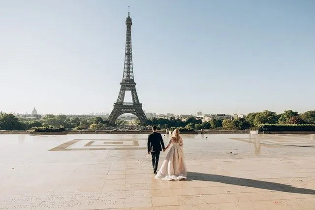 51+ beste sitater og ordtak fra Paris om kjærlighetens by