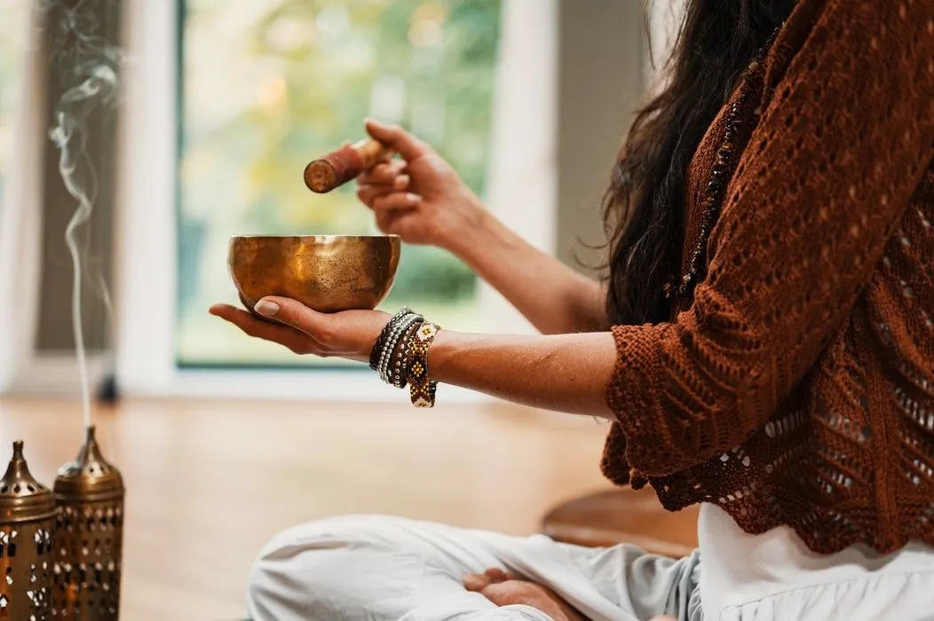 30 beste Chakra-sitater for å inspirere din meditasjonspraksis