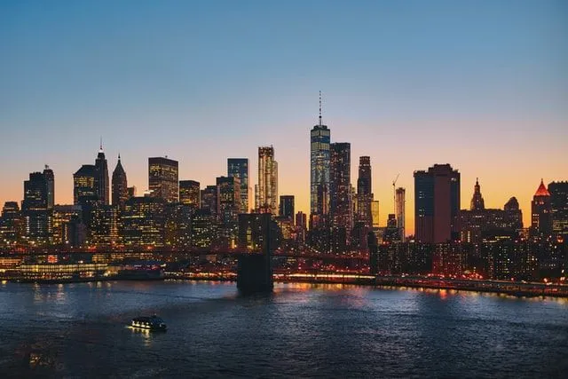Manhattan adalah wilayah terpadat di Kota New York.