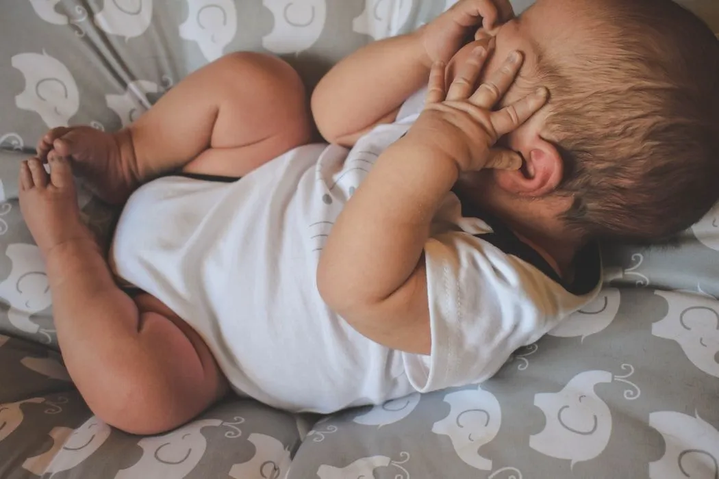 Din 2 uker gamle baby: Nye milepæler å se etter
